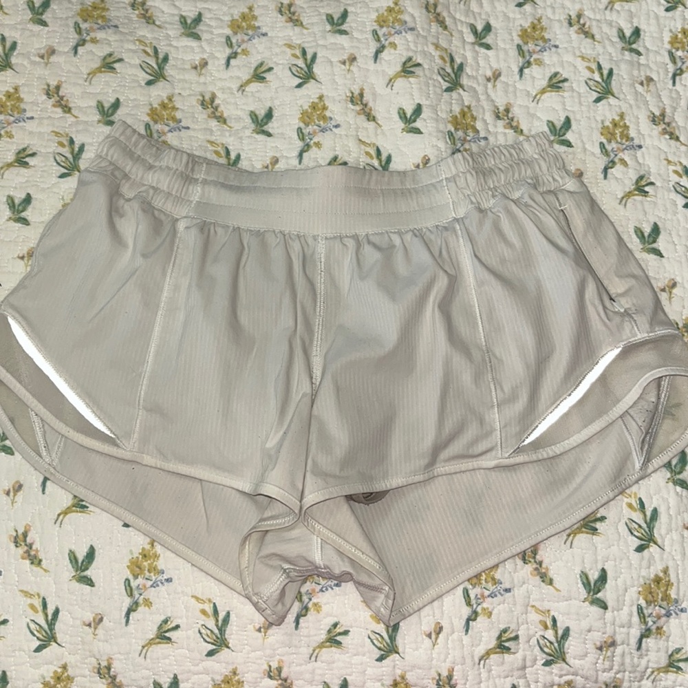 White Lululemon Hotty Hot shorts size 8 reg